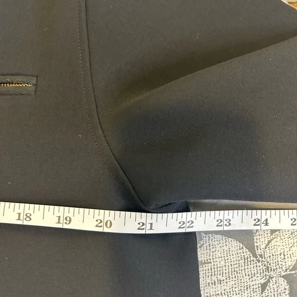 🖤”& Other Stories” Black Jacket with Gold Button Accents & Zippered Pockets Sz 6 - Picture 10 of 13